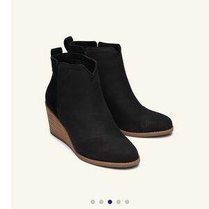 Brand new black booties size 5 , Tom’s